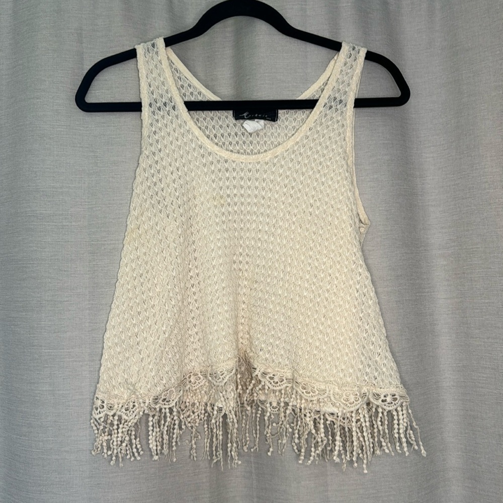 MONAMIE CROCHET FLOWY TANK (L)